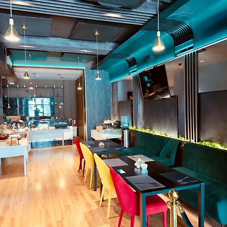 Hotel Olive 4*