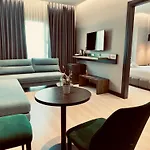 Olive 4* Vlorë