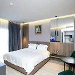 Olive 4*